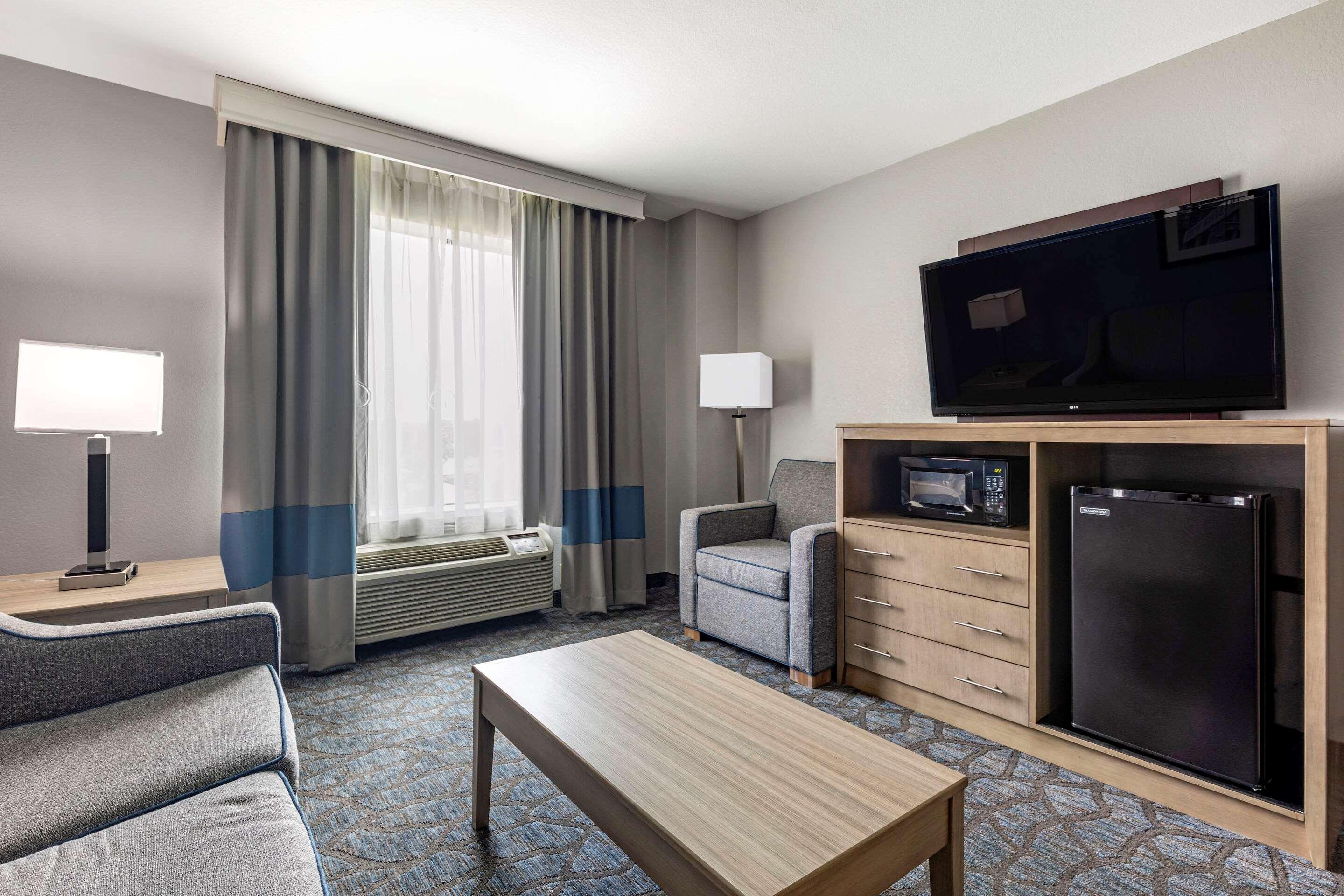 Comfort Inn & Suites Mansfield Buitenkant foto