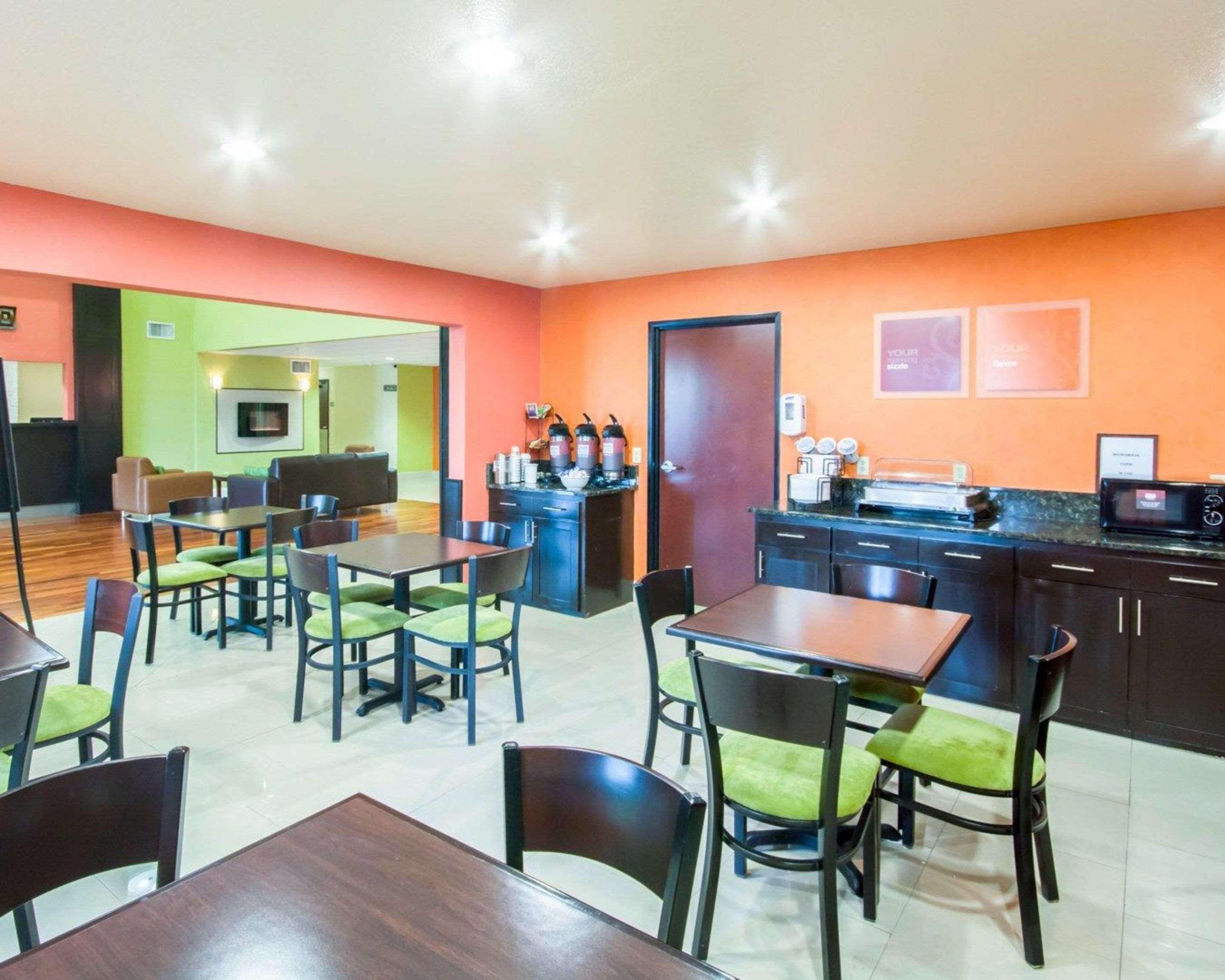 Comfort Inn & Suites Mansfield Buitenkant foto