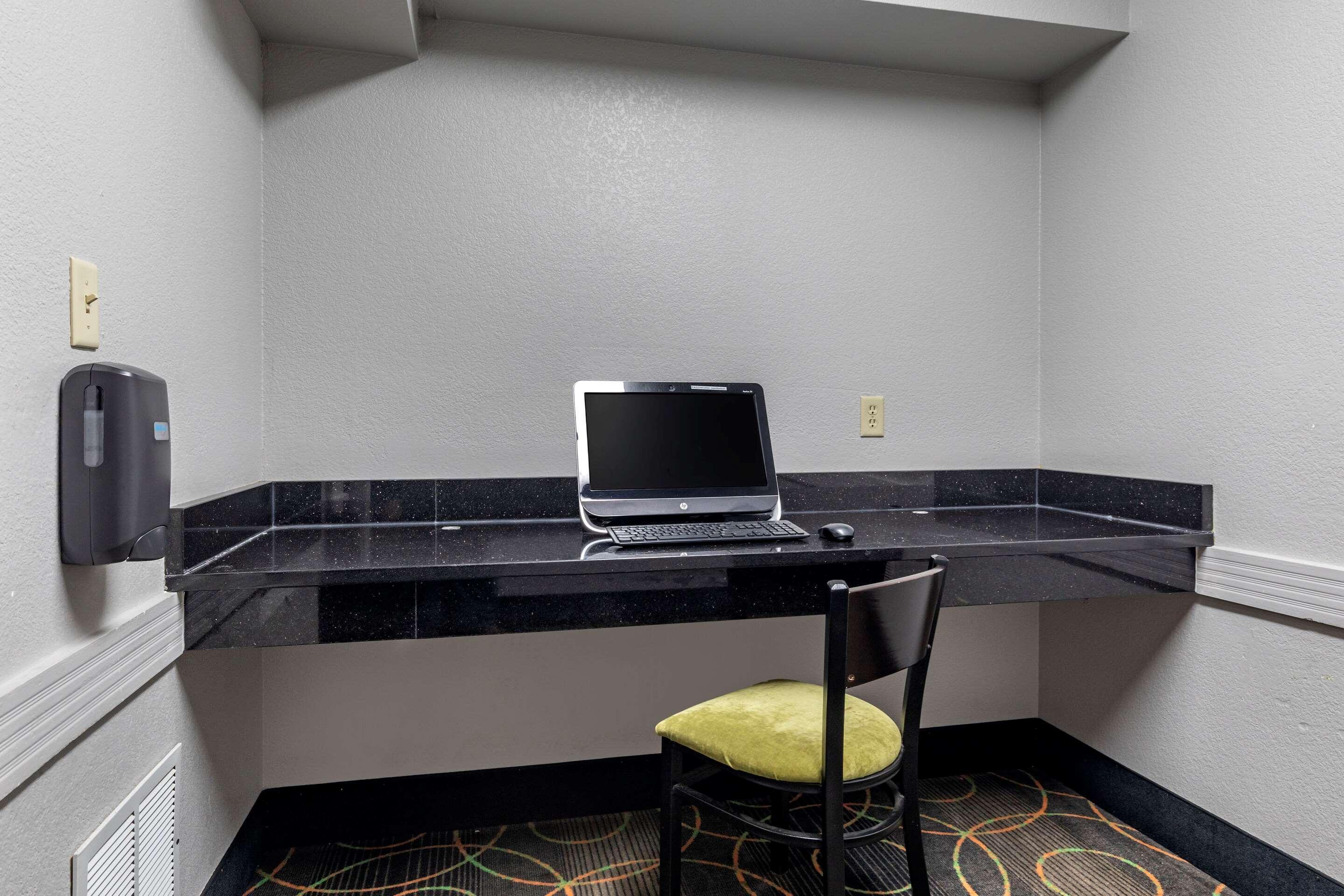 Comfort Inn & Suites Mansfield Buitenkant foto