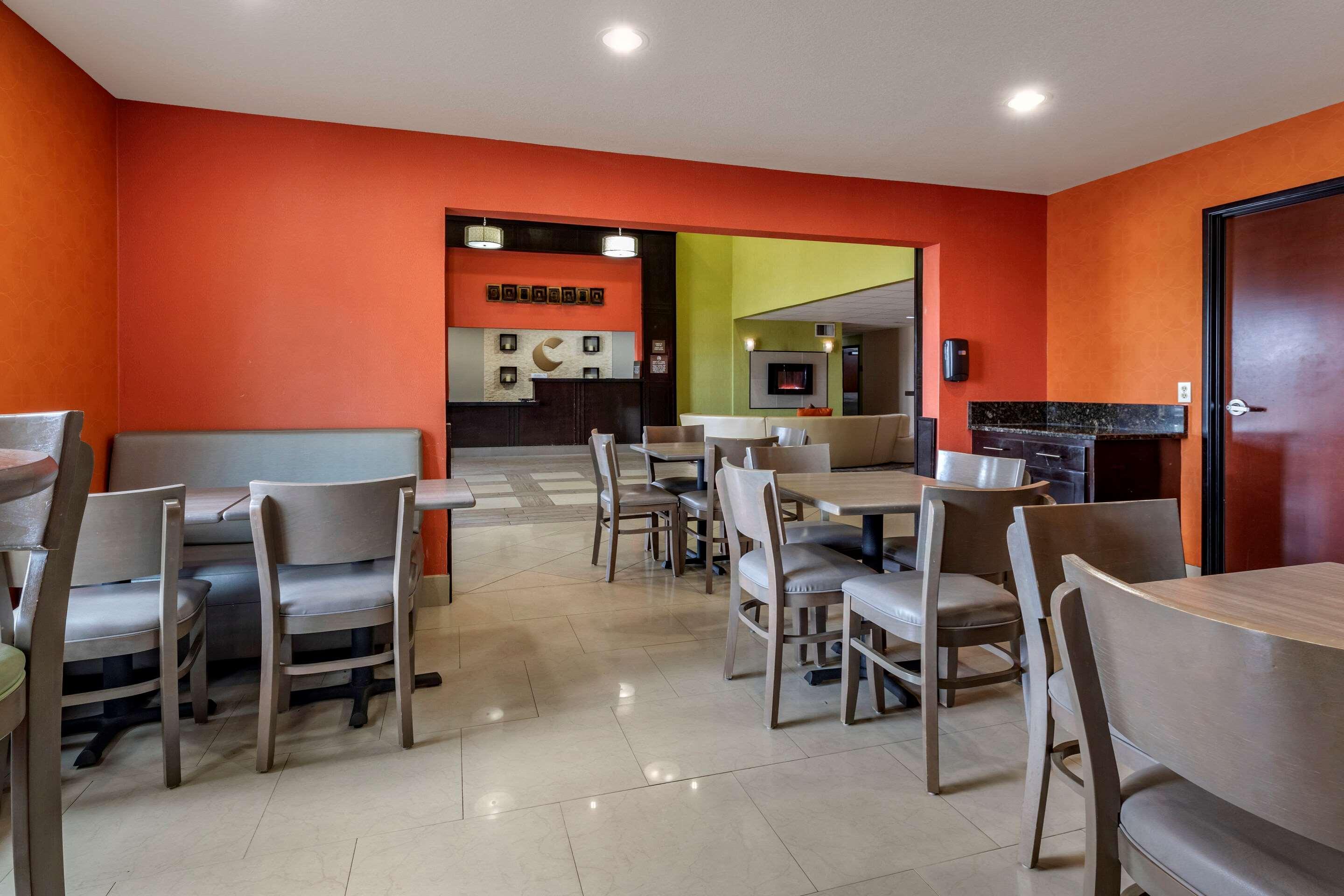 Comfort Inn & Suites Mansfield Buitenkant foto