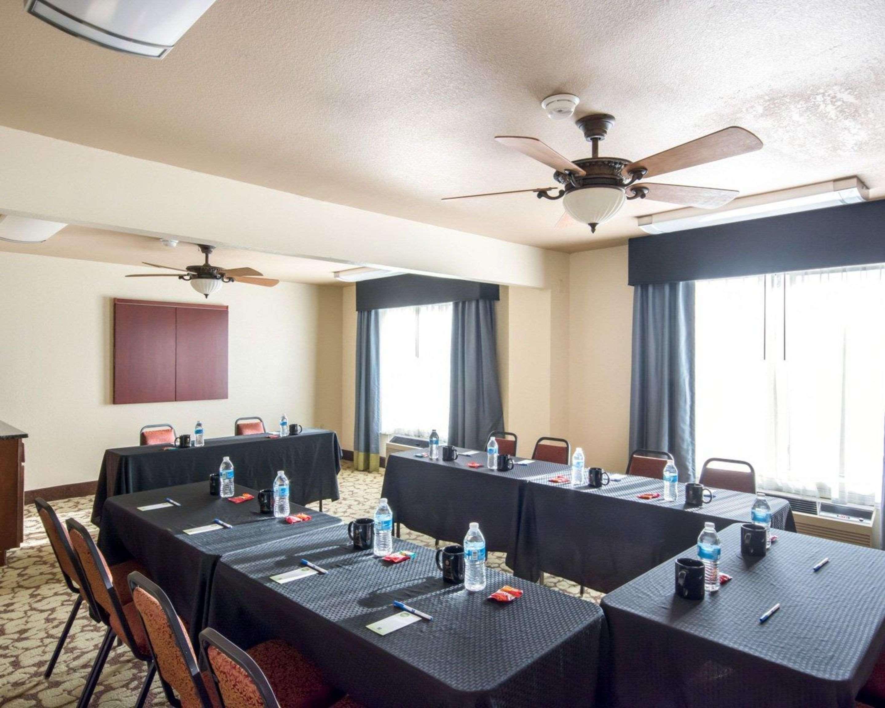 Comfort Inn & Suites Mansfield Buitenkant foto
