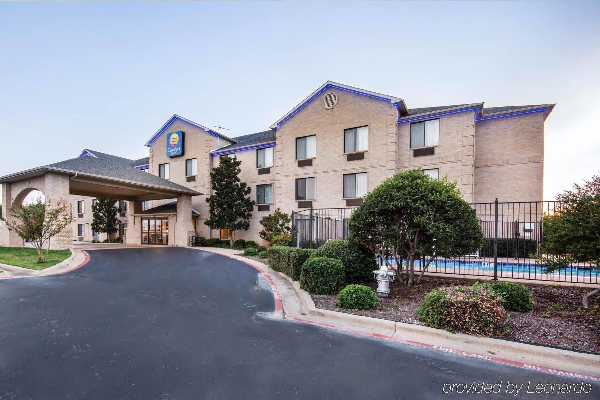 Comfort Inn & Suites Mansfield Buitenkant foto